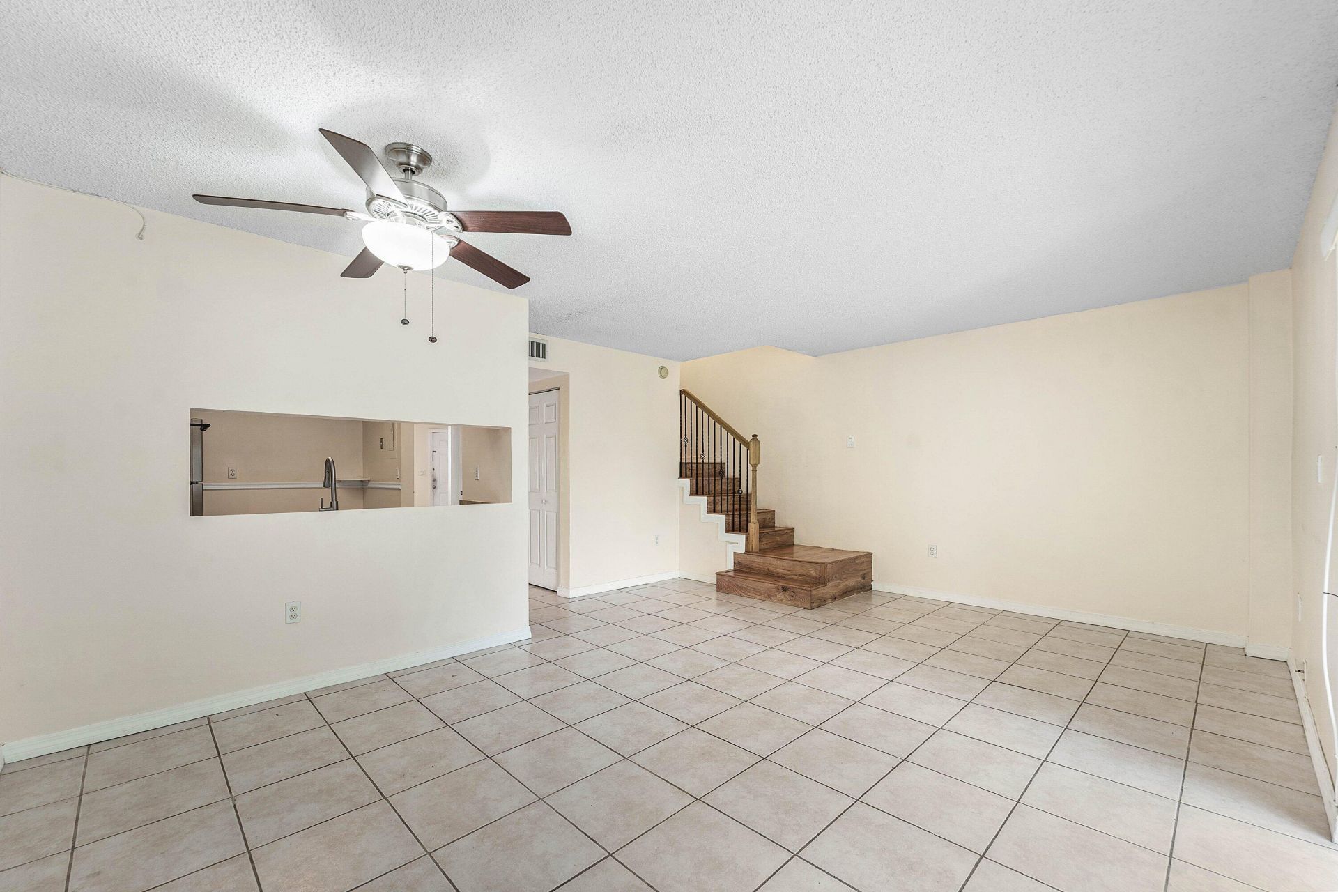9050 NW 28th Street, Unit 112, Coral Springs, FL 33065 Photo
