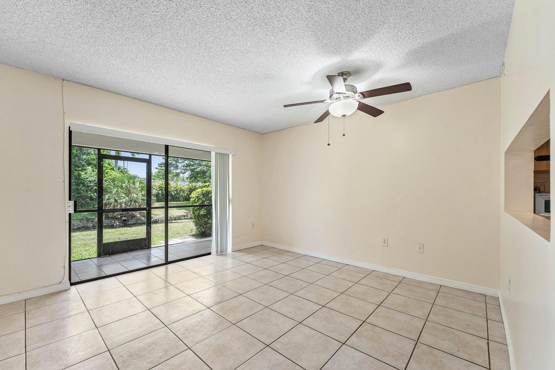 9050 NW 28th Street, Unit 112, Coral Springs, FL 33065 Photo
