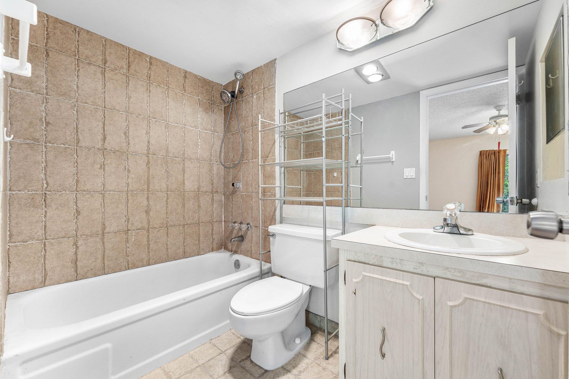 9050 NW 28th Street, Unit 112, Coral Springs, FL 33065 Photo