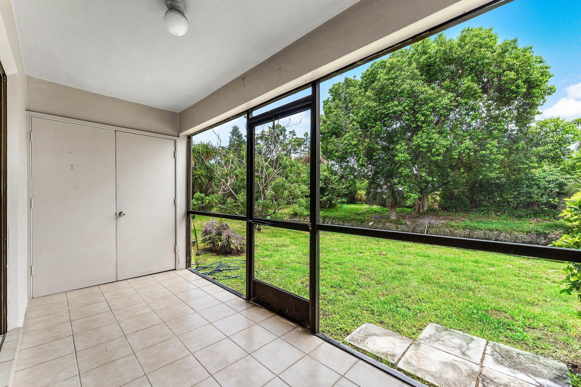 9050 NW 28th Street, Unit 112, Coral Springs, FL 33065 Photo