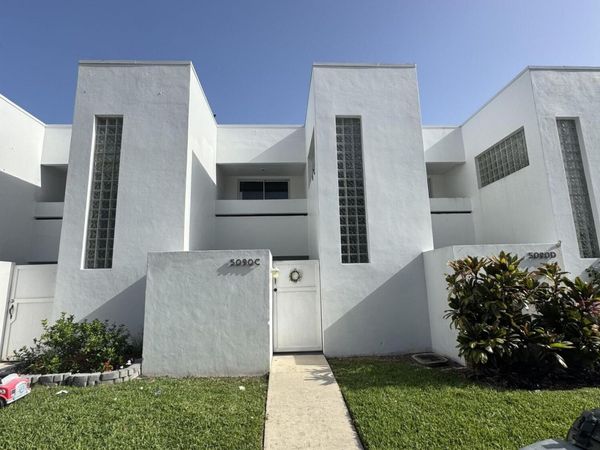 5090 ELMHURST Road, Unit C, West Palm Beach, FL 33417