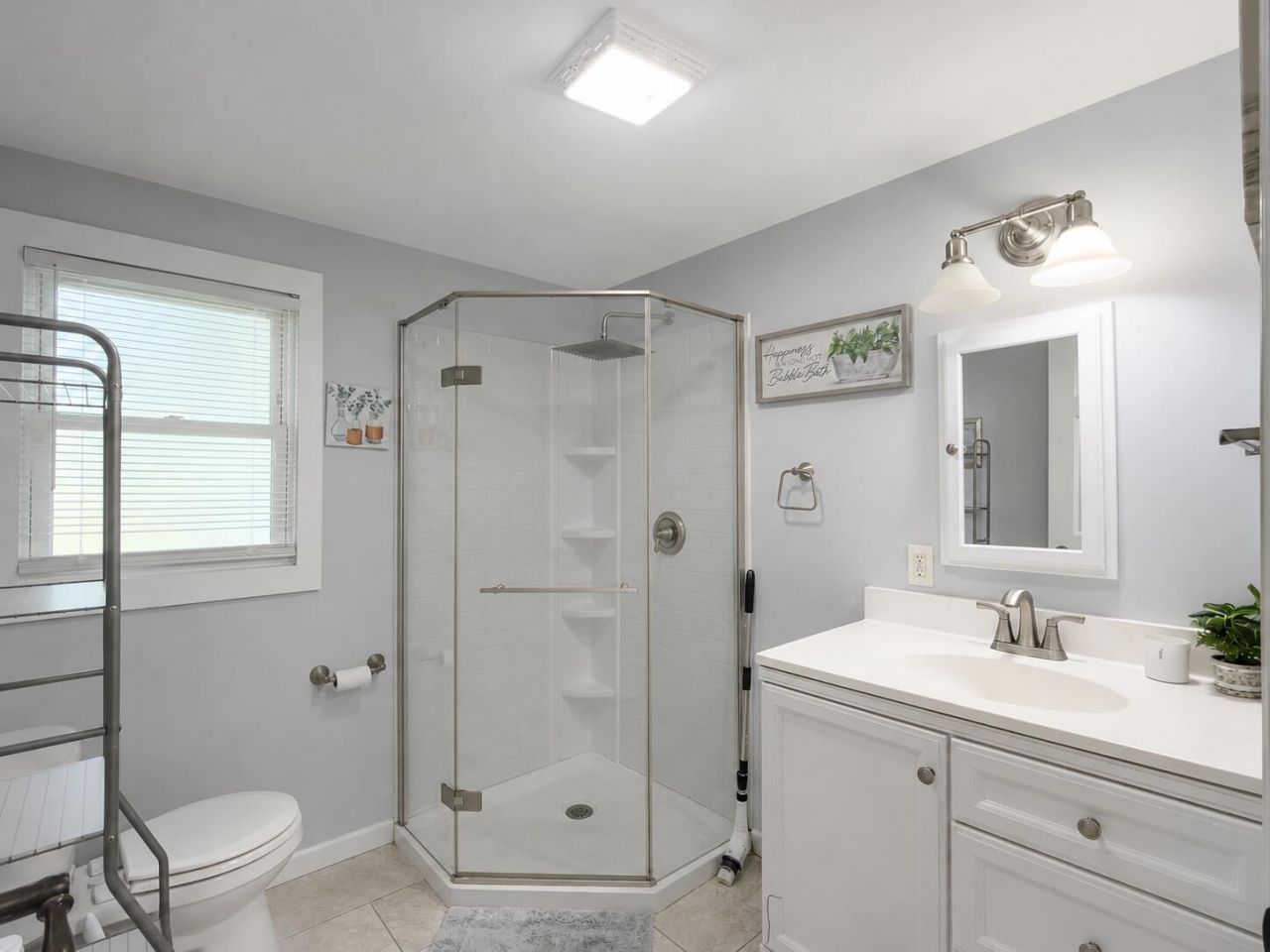 2571 Camden Road Photo 12
