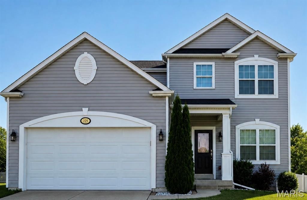 225 Thorn Brook Drive , O Fallon, MO 63366 Main Photo