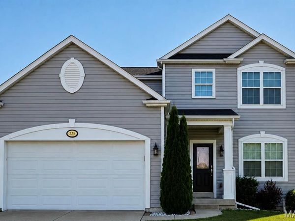 225 Thorn Brook Drive , O'Fallon, MO 63366
