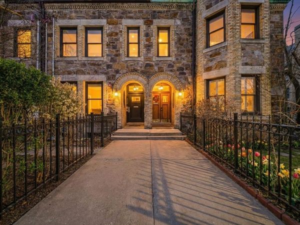 324 Tappan, Unit PH, Brookline, MA 02445