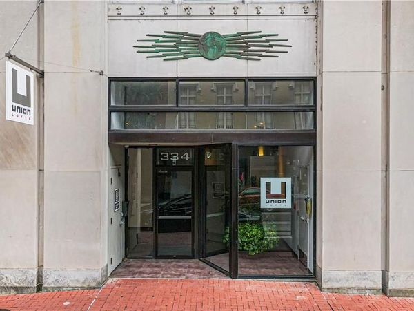 334 CARONDELET Street, Unit 401, New Orleans, LA 70130