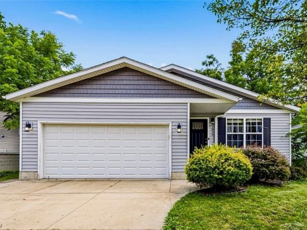 2854 Berne Street , Akron, OH 44312