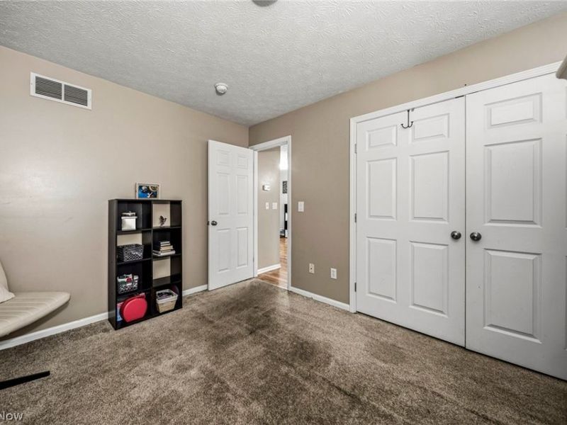 2854 Berne Street, Akron, OH 44312 Photo 9