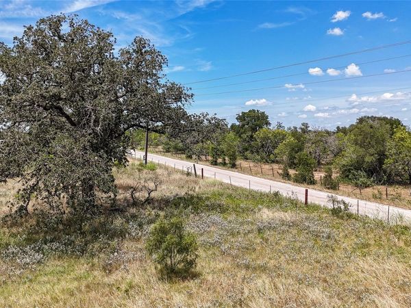 Lot 4 Fox LN, Lockhart, TX 78644