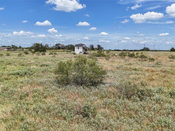 Lot 1 Fox LN, Lockhart, TX 78644