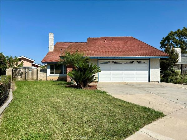 1610 S Joane Way, Santa Ana, CA 92704