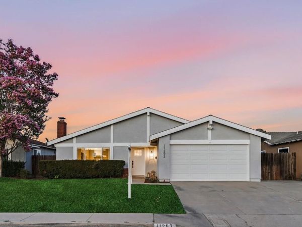 11293 Linares St, San Diego, CA 92129