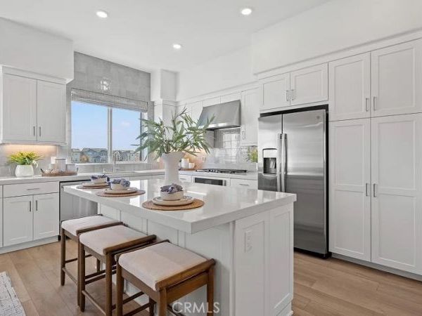 804 Sonia, Irvine, CA 92618