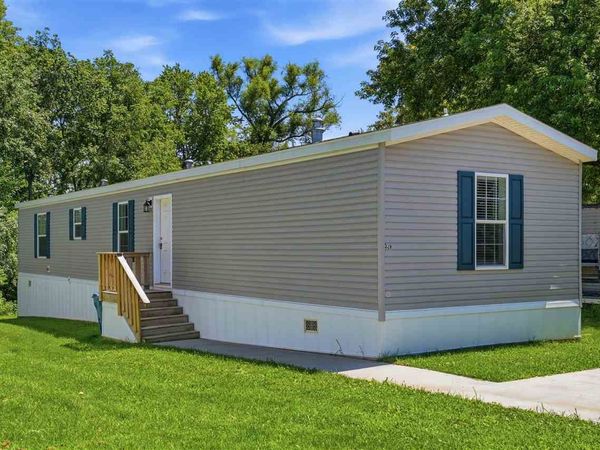 3701 2nd st LOT 326, Coralville, IA 52241