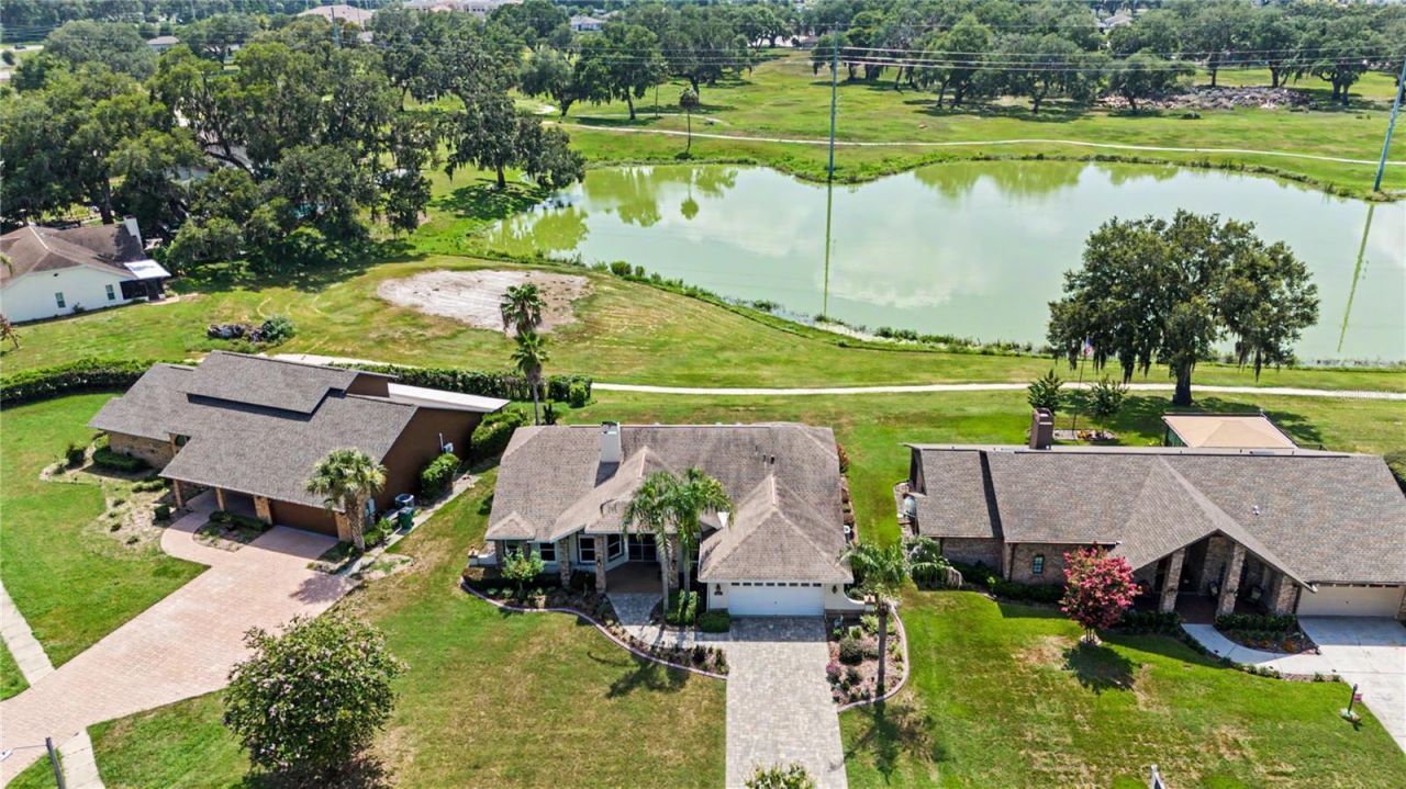 6207 Huntington Drive , Zephyrhills, FL 33542 Photo