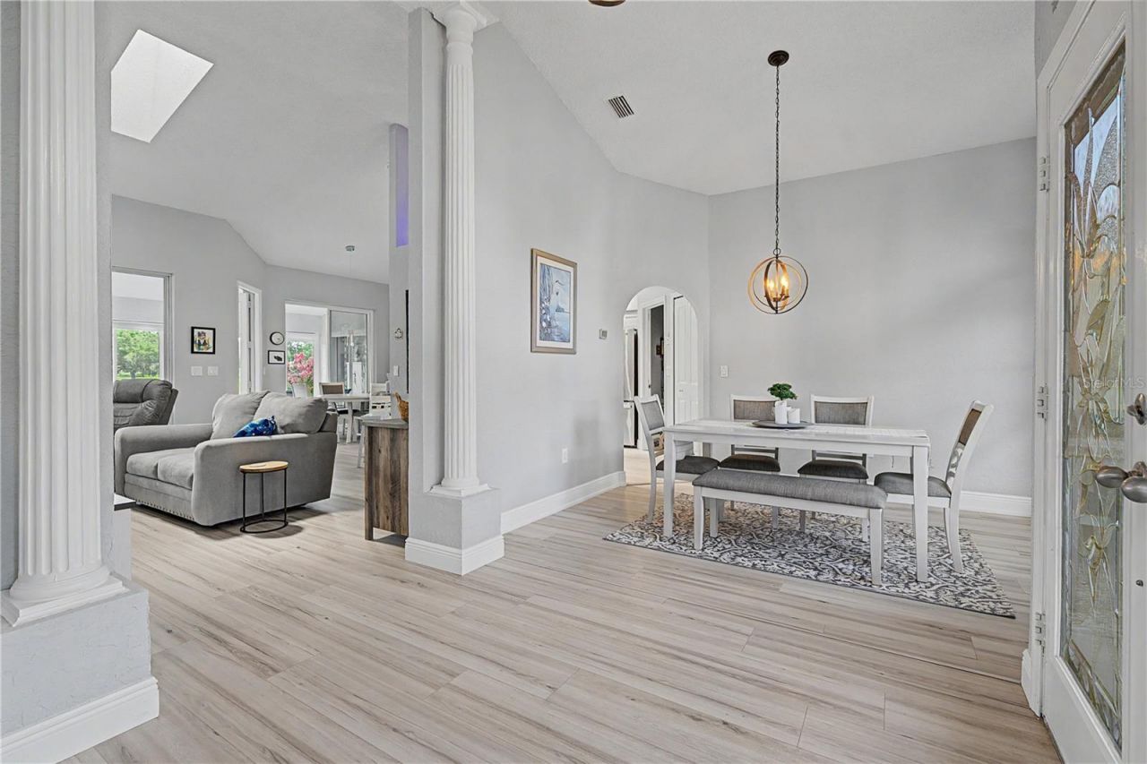 6207 Huntington Drive , Zephyrhills, FL 33542 Photo