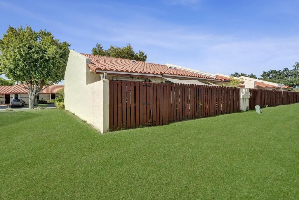 11218 SW 58th Circle, Cooper City, FL 33330 Photo