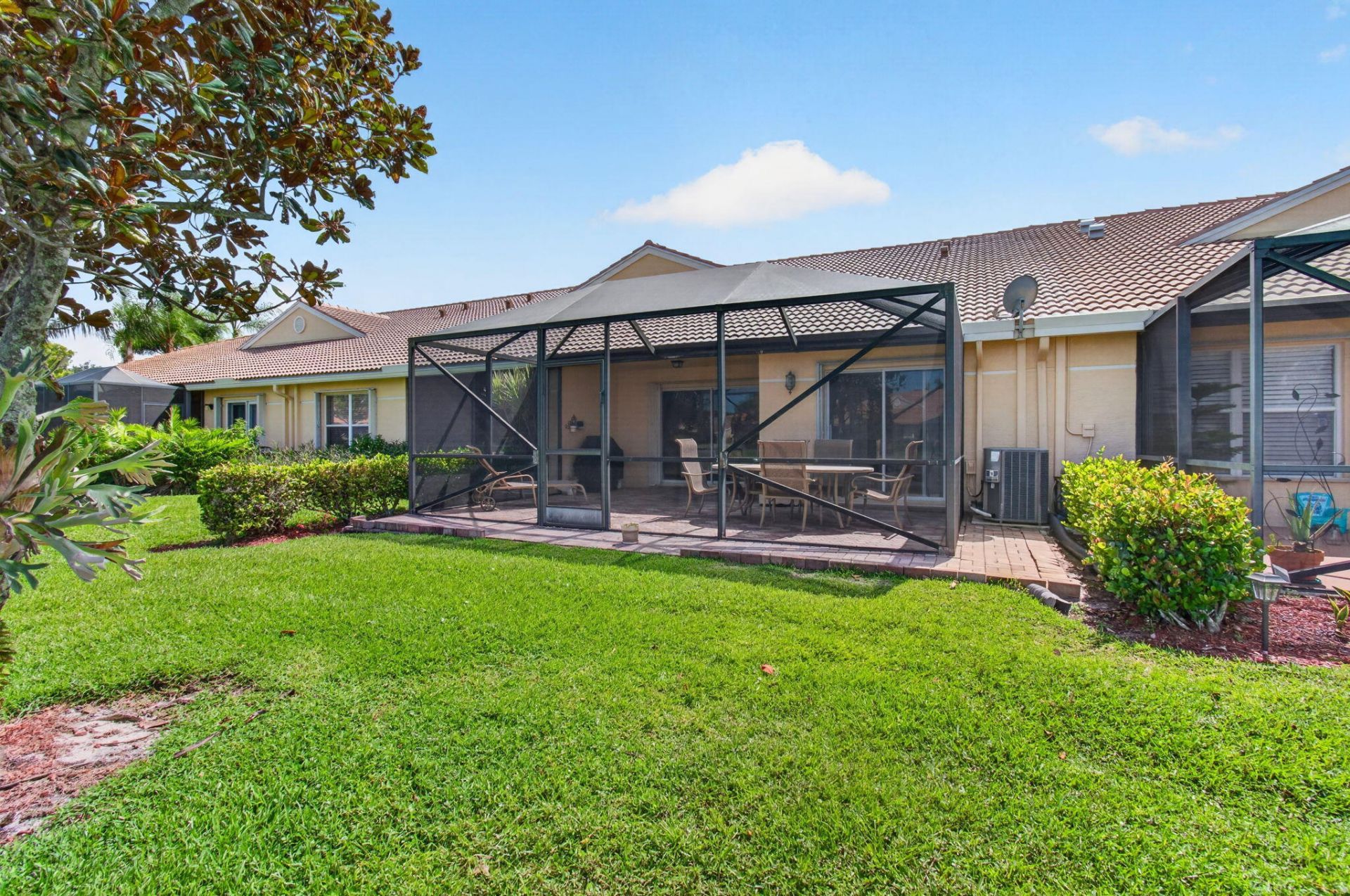 2096 Stonington Terrace, West Palm Beach, FL 33411 Photo