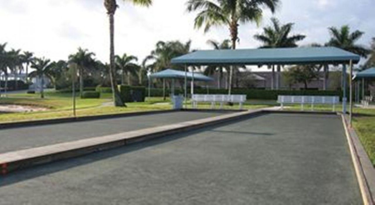 2096 Stonington Terrace, West Palm Beach, FL 33411 Photo