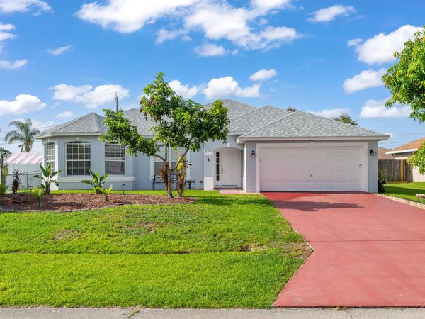 2751 SW Palace Avenue, Port St. Lucie, FL 34987