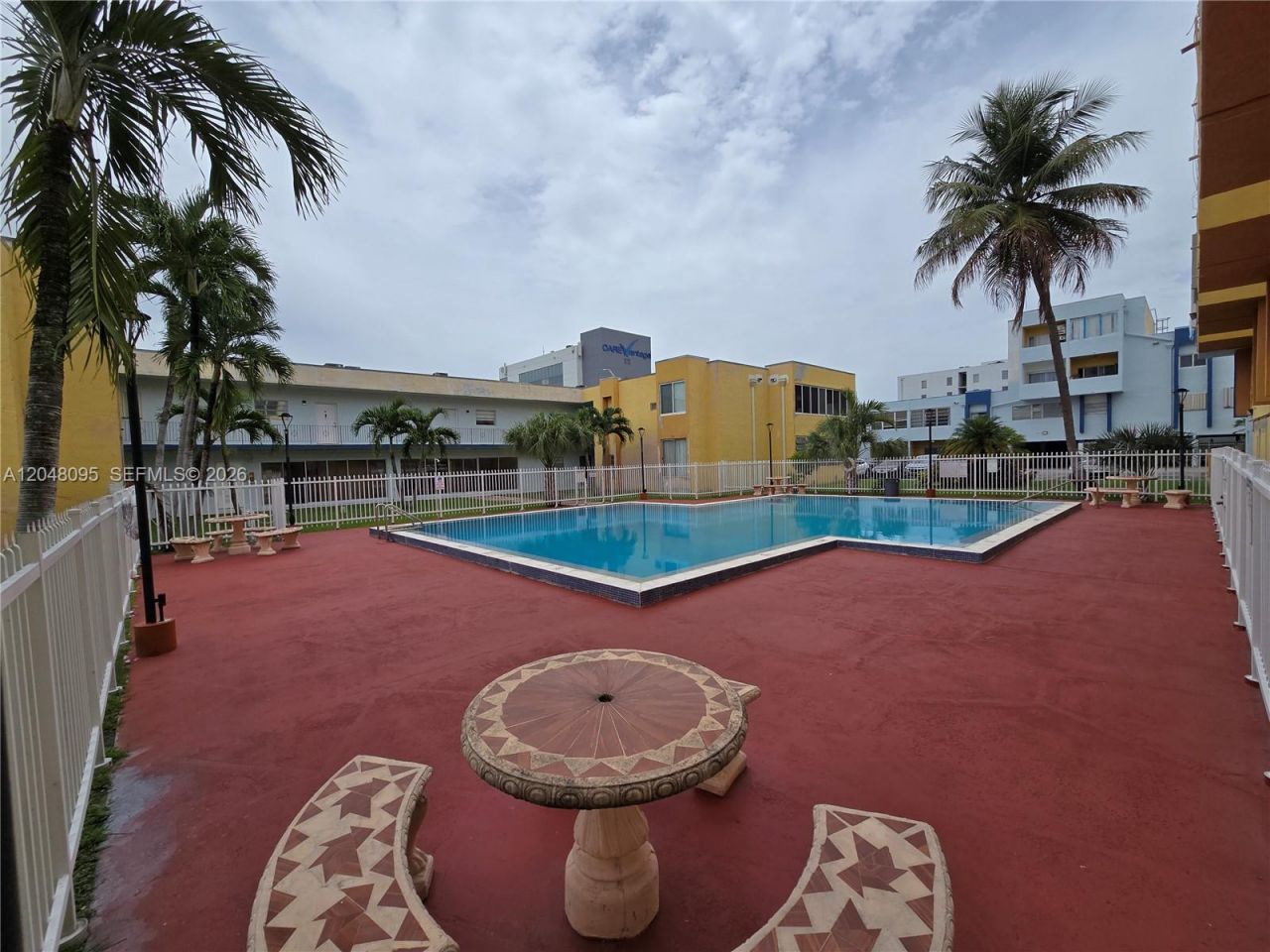 1555 W 44th Pl , Unit 235, Hialeah, FL 33012 Photo