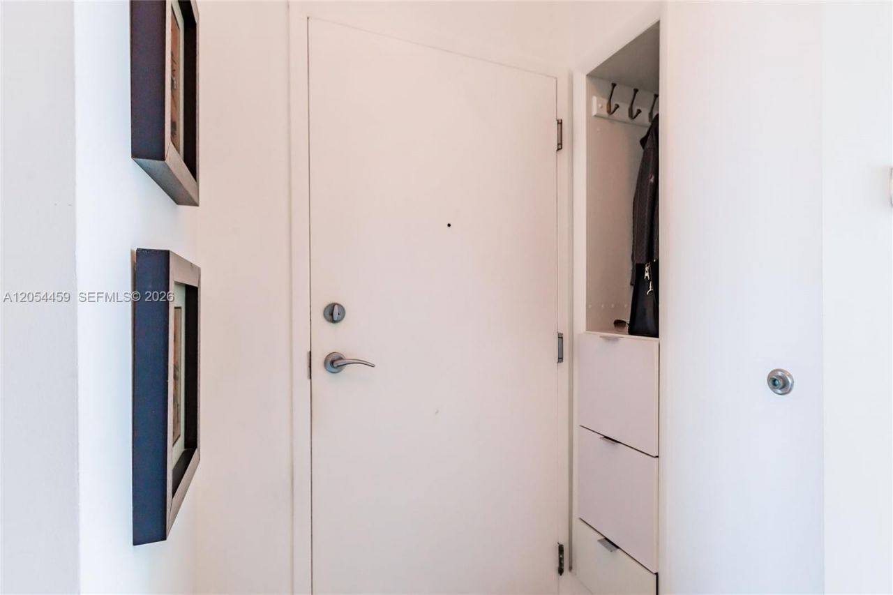 3029 NE 188th St , Unit 714, Aventura, FL 33180 Photo