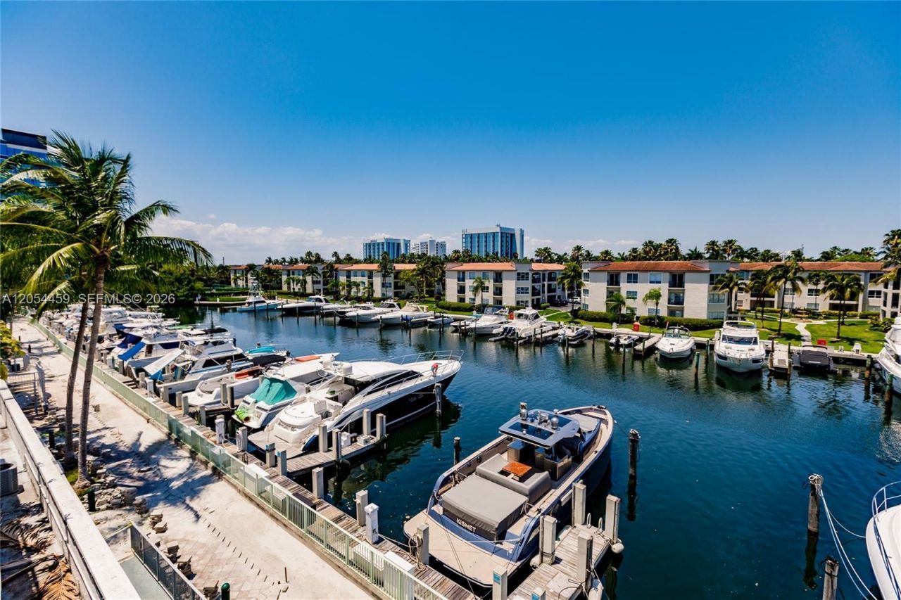 3029 NE 188th St , Unit 714, Aventura, FL 33180 Photo