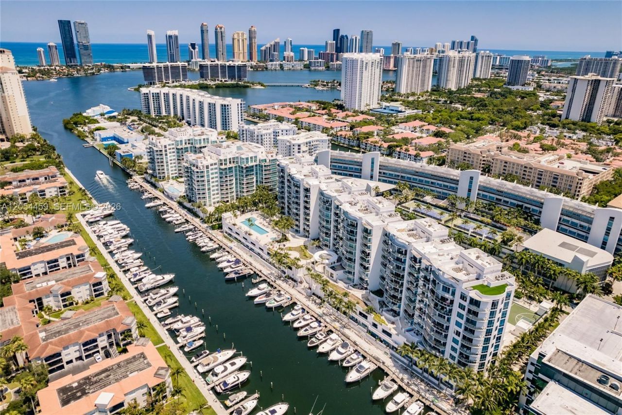 3029 NE 188th St , Unit 714, Aventura, FL 33180 Photo