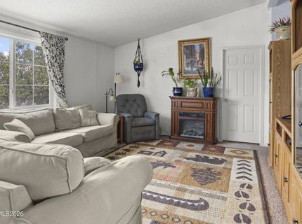 5020 White Oak Drive, Silver Springs, NV 89429 Photo