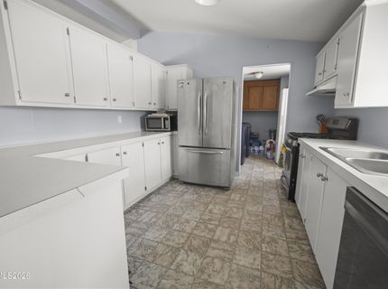 5020 White Oak Drive, Silver Springs, NV 89429 Photo