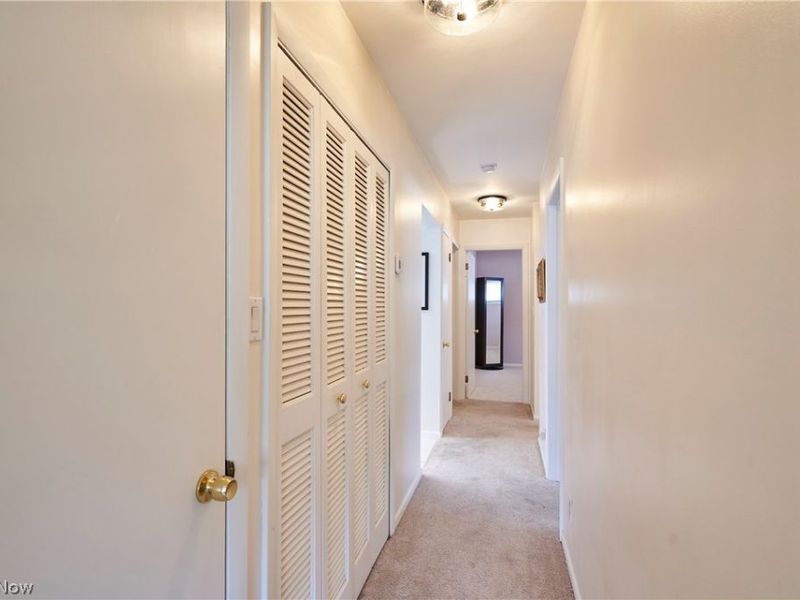 6371 Eastondale Road, Mayfield Heights, OH 44124 Photo 19