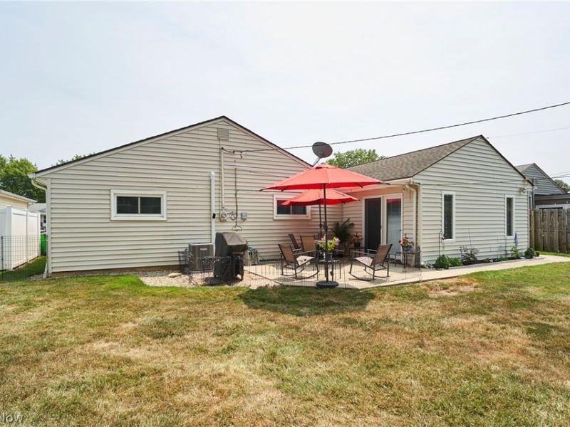 6371 Eastondale Road, Mayfield Heights, OH 44124 Photo 23
