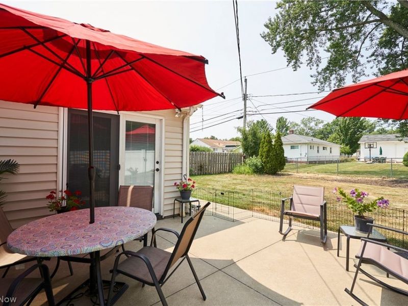 6371 Eastondale Road, Mayfield Heights, OH 44124 Photo 24