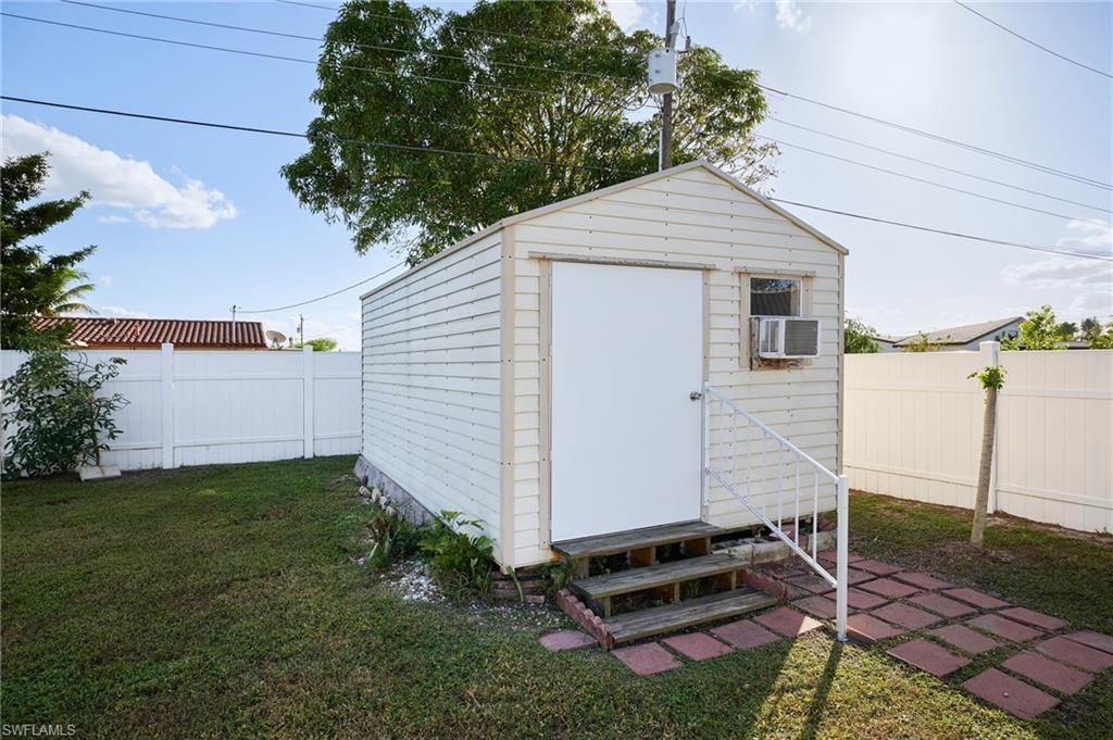 1416 Irondale St E, Lehigh Acres, FL 33936 Photo