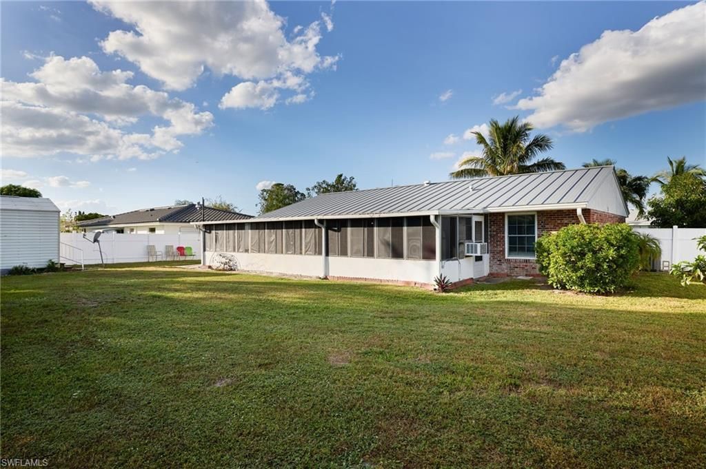 1416 Irondale St E, Lehigh Acres, FL 33936 Photo