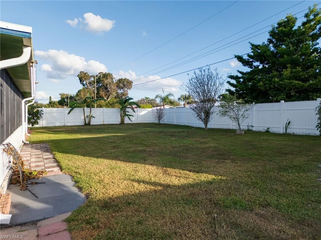 1416 Irondale St E, Lehigh Acres, FL 33936 Photo