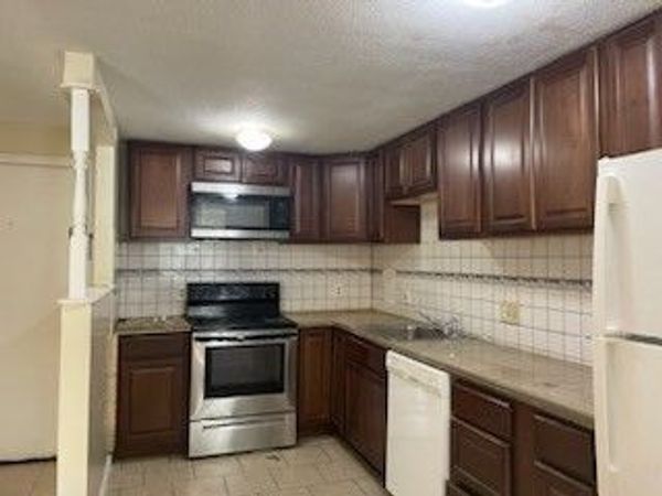 770 Cummins Hwy, Unit 11, Boston, MA 02126
