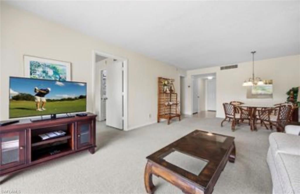 41 High Point Cir S, Unit 105, Naples, FL 34103 Photo