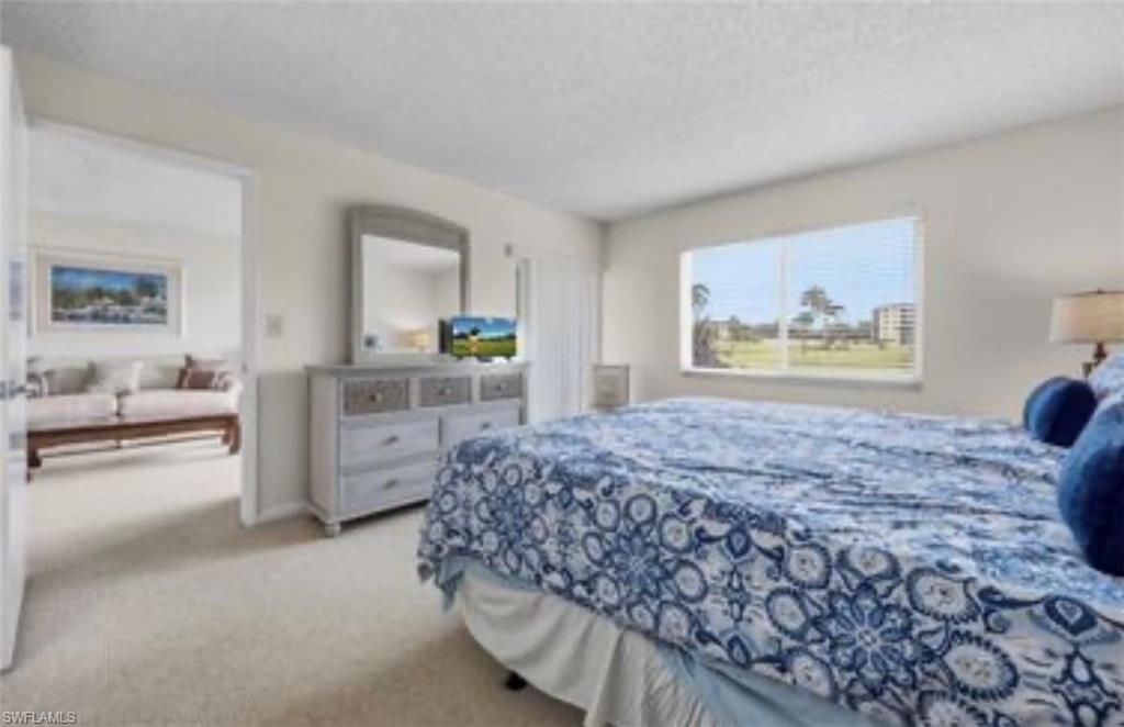 41 High Point Cir S, Unit 105, Naples, FL 34103 Photo