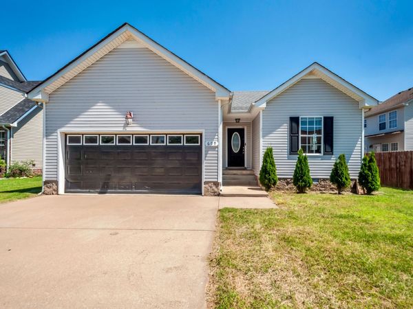 609 S Cavalcade Cir , Oak Grove, KY 42262