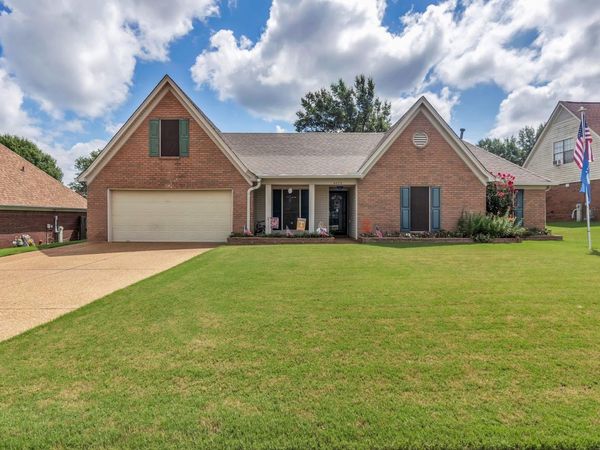 4020 ALTRURIA RD, Bartlett, TN 38135