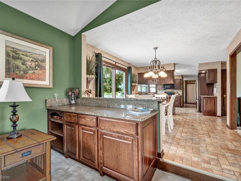 13720 Equestrian Drive, Burton, OH 44021 Photo 13