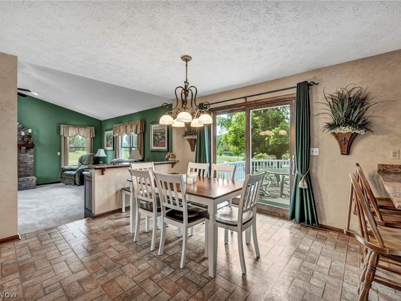 13720 Equestrian Drive, Burton, OH 44021 Photo 14