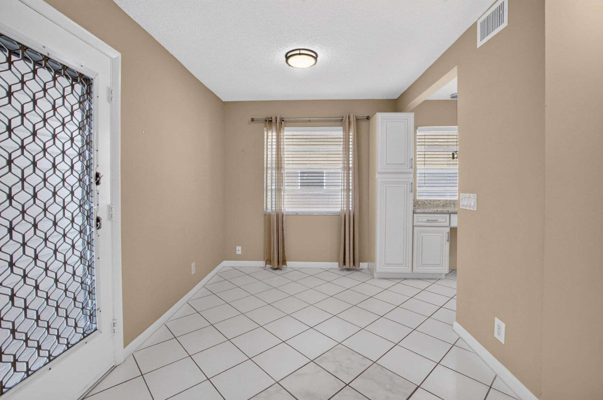 332 Capri G, Delray Beach, FL 33484 Photo