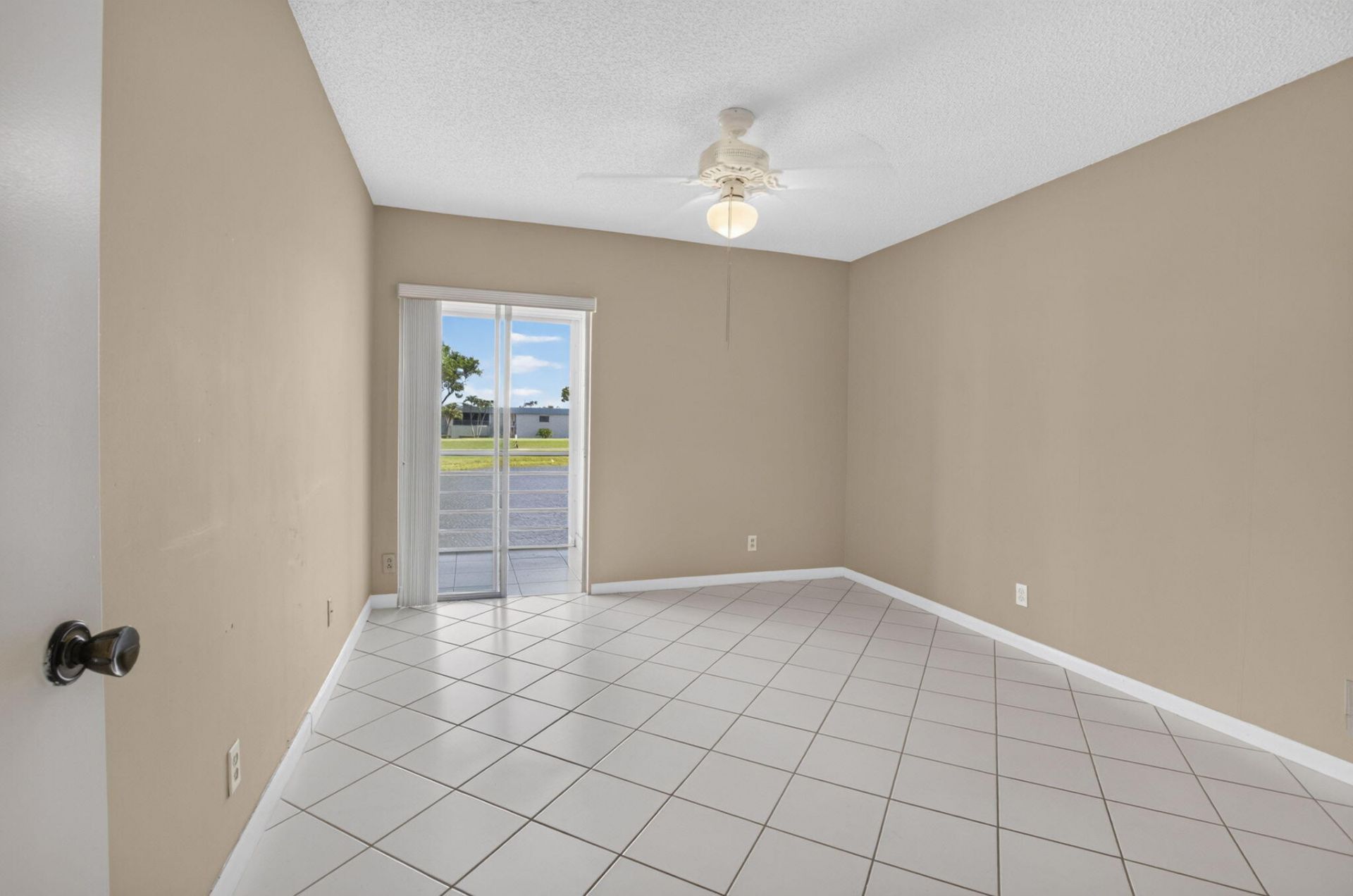 332 Capri G, Delray Beach, FL 33484 Photo