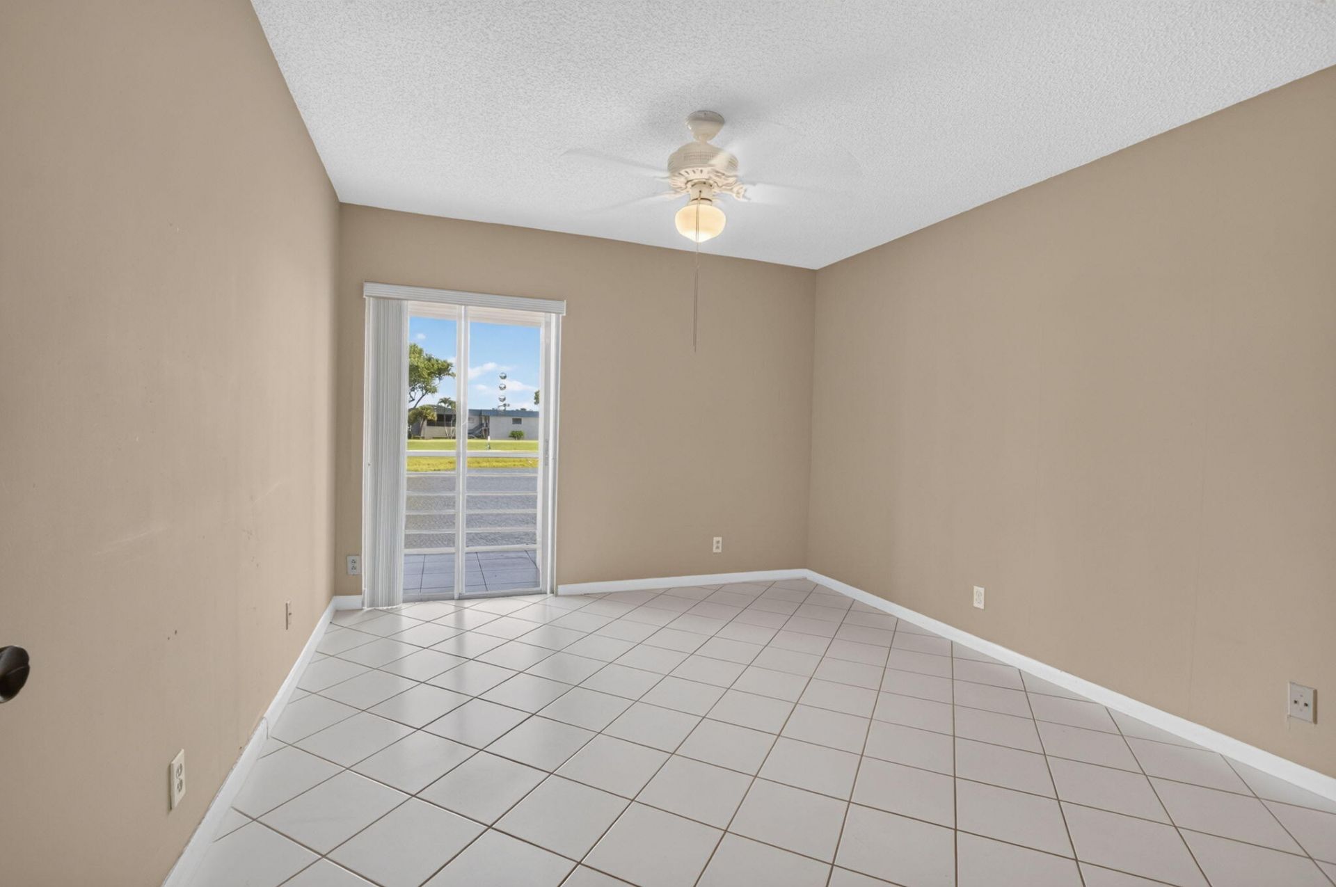 332 Capri G, Delray Beach, FL 33484 Photo