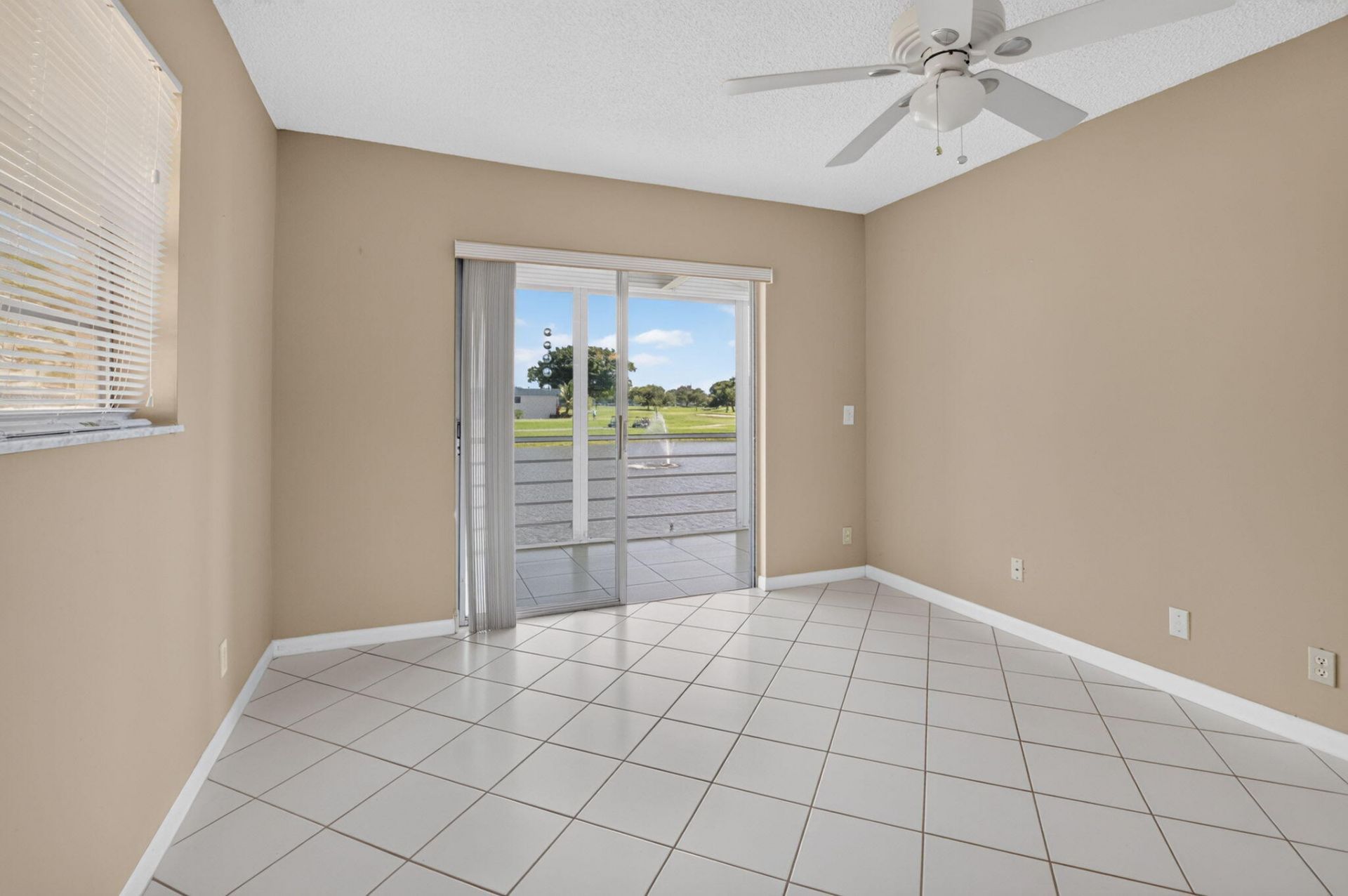 332 Capri G, Delray Beach, FL 33484 Photo