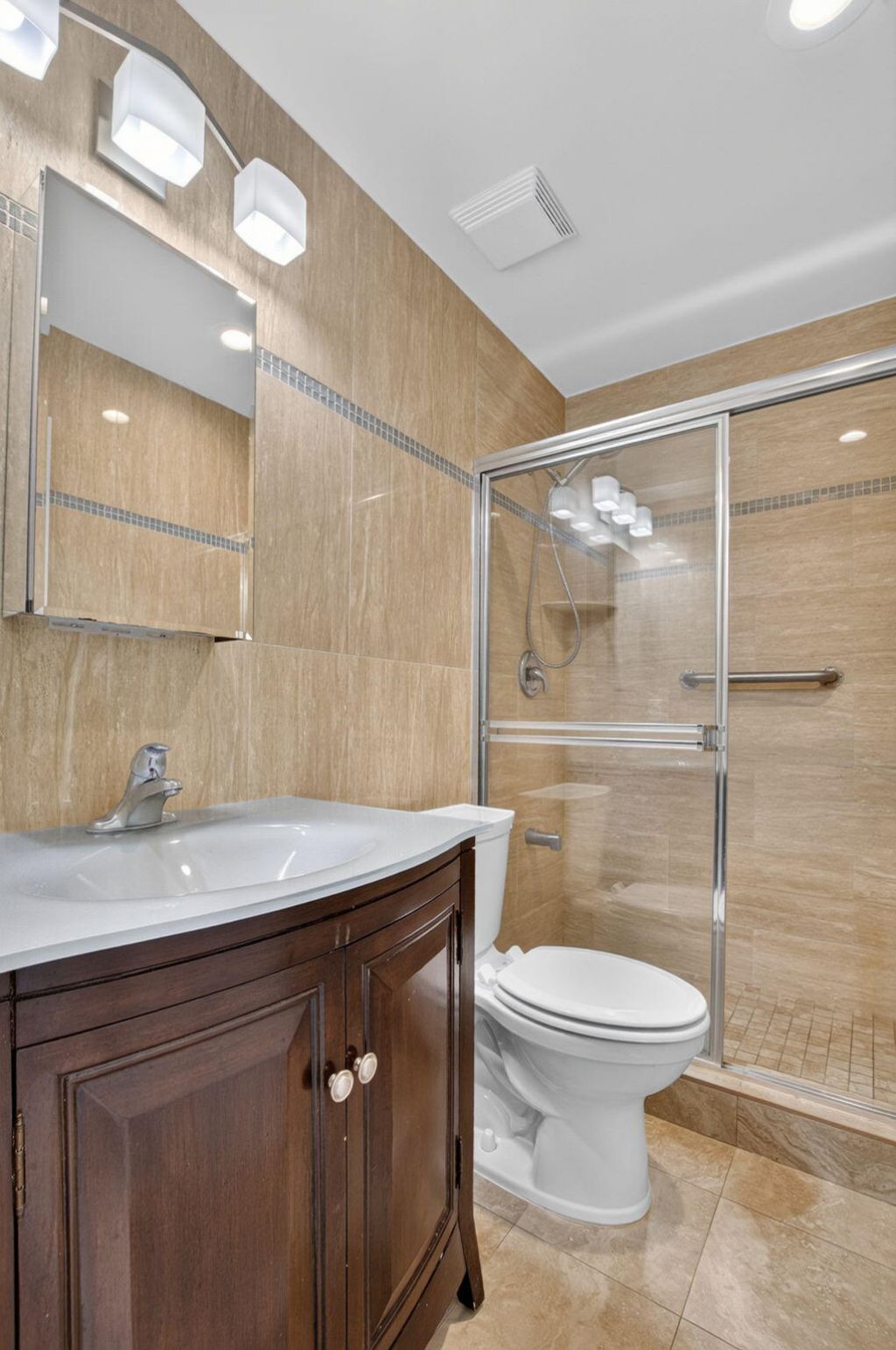 332 Capri G, Delray Beach, FL 33484 Photo