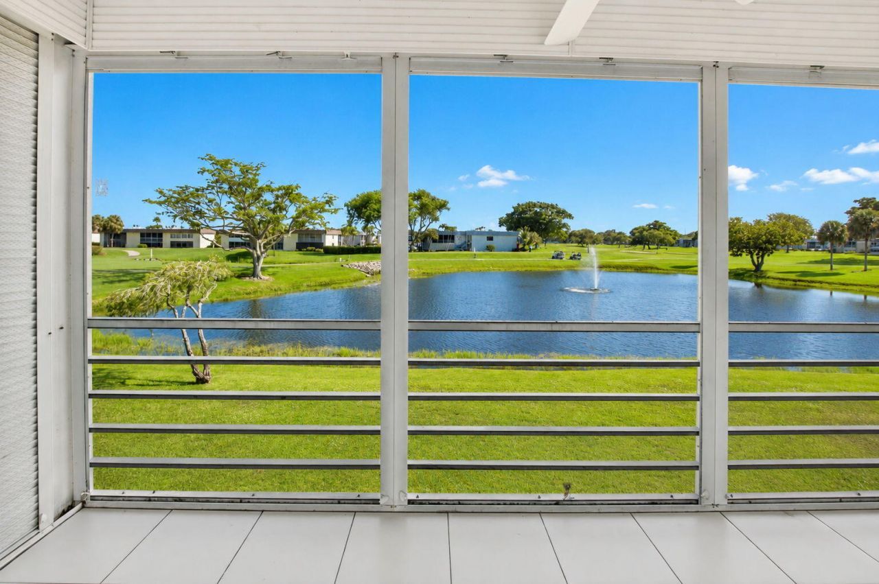 332 Capri G, Delray Beach, FL 33484 Photo