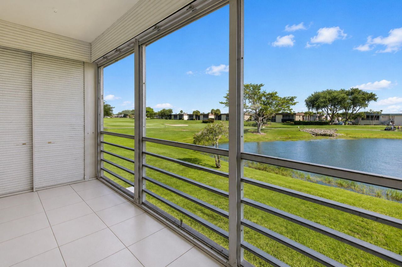 332 Capri G, Delray Beach, FL 33484 Photo